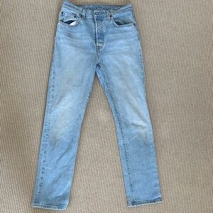 Levi’s 501 Original Fit Light Wash Jeans Button Fly Straight Leg W27 x L30